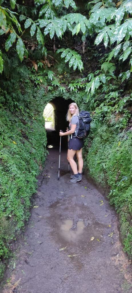 tunnel op wandelpad