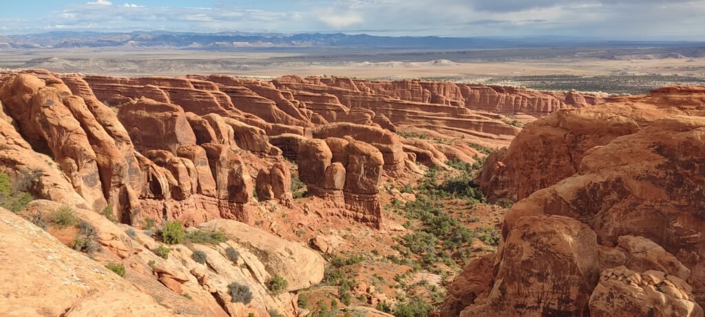 uitzicht over rode rotsen van Arches National Park in usa